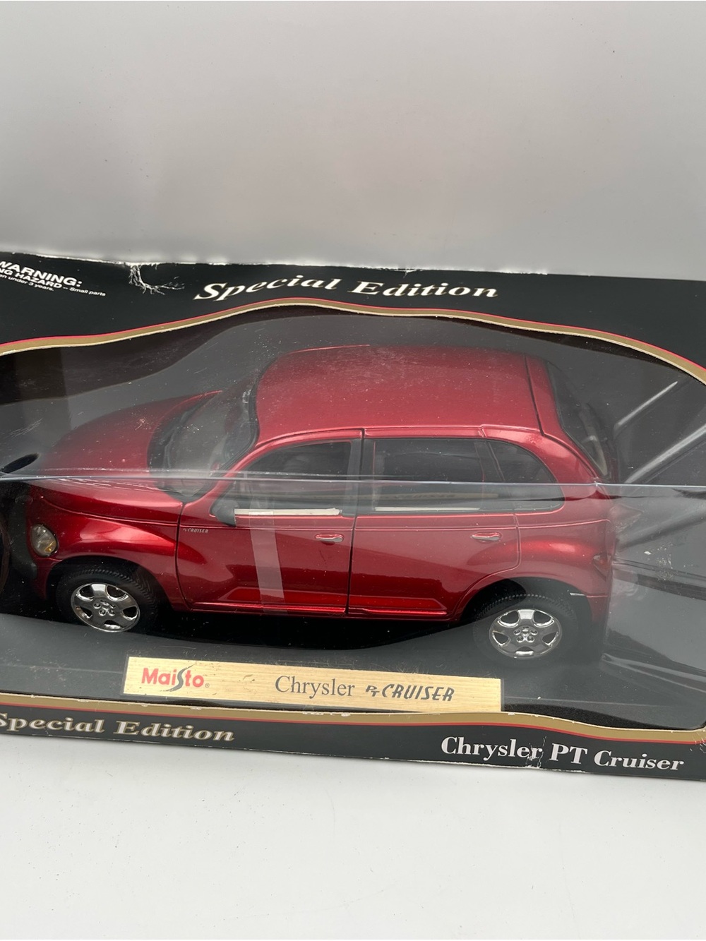Maisto Chrysler PT Cruiser Red 1:18 Diecast Car Special Edition 31895 NEW IN BOX